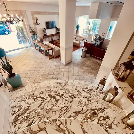 La Pigna Hotel
