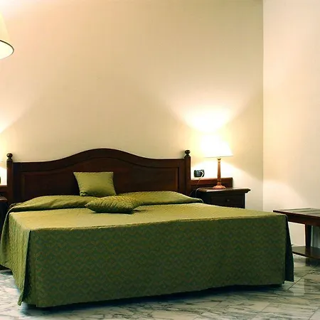 Hotel La Pigna 3*