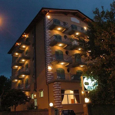 La Pigna Marina di Pietrasanta